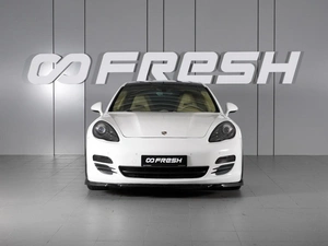 Лифтбек Porsche Panamera 4 2010 года, 2905000 рублей, Красный Пахарь