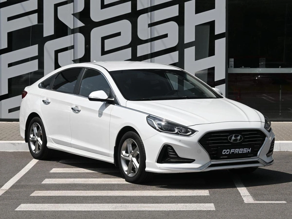 Седан Hyundai Sonata 2018 года, 1699300 рублей, Волгоград