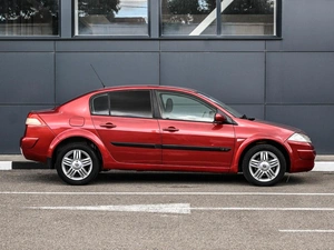 Седан Renault Megane 2006 года, 384000 рублей, Кирилловка