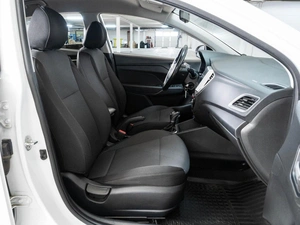 Седан Hyundai Solaris 2017 года, 1374000 рублей, Ставрополь