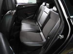 Универсал Opel Astra 2012 года, 879000 рублей, Воронеж