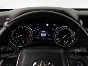 Седан Toyota Camry 2021 года, 3194404 рублей, Москва