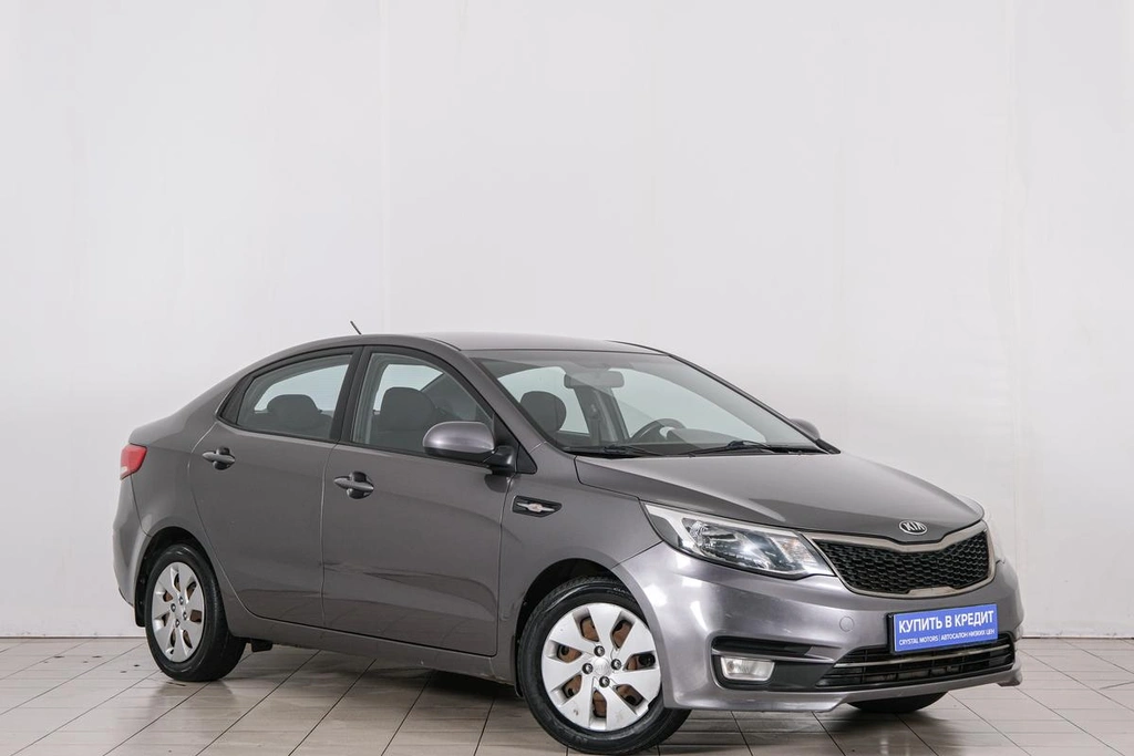 Седан Kia Rio 2015 года, 1089000 рублей, Красноярск