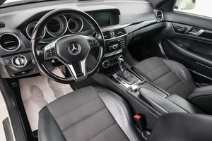 Седан Mercedes-benz C-класс 2011 года, 1499000 рублей, Красноярск