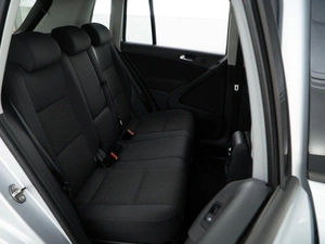 Внедорожник Volkswagen Tiguan 2015 года, 1498888 рублей, Москва