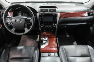 Седан Toyota Camry 2014 года, 1699000 рублей, Новокузнецк