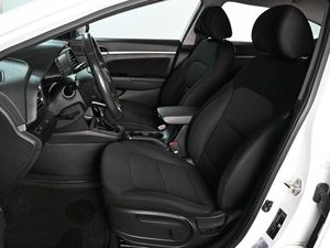 Седан Hyundai Elantra 2019 года, 1729000 рублей, Ростов-на-Дону