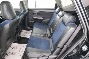Универсал Toyota Prius Alpha 2016 года, 1429000 рублей, Красноярск