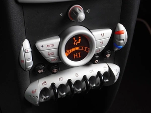 Хетчбэк MINI Cooper 2007 года, 749000 рублей, Воронеж