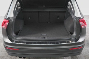 Внедорожник Volkswagen Tiguan 2018 года, 2459000 рублей, Кемерово