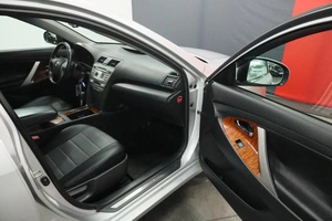 Седан Toyota Camry 2010 года, 1870000 рублей, Курск