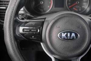 Хетчбэк Kia Rio 2018 года, 1149000 рублей, Кемерово