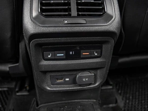 Внедорожник Volkswagen Tiguan 2018 года, 2799000 рублей, Краснодар