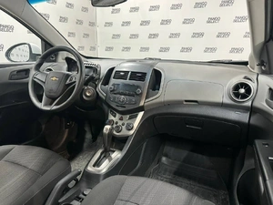 Седан Chevrolet Aveo 2014 года, 780000 рублей, Красноярск