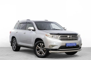 Внедорожник Toyota Highlander 2013 года, 2389000 рублей, Барнаул