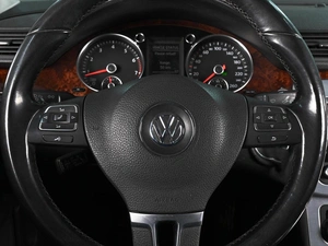 Седан Volkswagen Passat 2010 года, 899900 рублей, Ростов-на-Дону