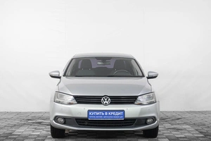 Седан Volkswagen Jetta 2012 года, 999000 рублей, Кемерово