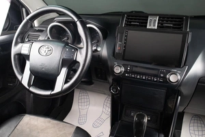 Внедорожник Toyota Land Cruiser Prado 2015 года, 3059000 рублей, Оренбург