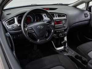 Хетчбэк Kia Ceed 2013 года, 1129000 рублей, Краснодар