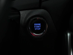 Внедорожник Toyota RAV4 2020 года, 3090900 рублей, Москва