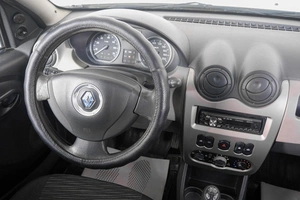 Хетчбэк Renault Sandero 2011 года, 479000 рублей, Кемерово