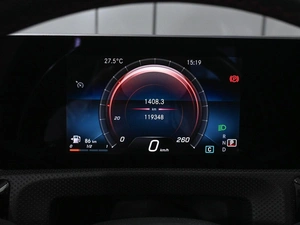 Седан Mercedes-benz CLA-класс 2019 года, 2835000 рублей, Ростов-на-Дону
