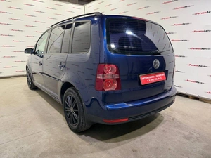 Минивэн Volkswagen Touran 2007 года, 399000 рублей, Красноярск