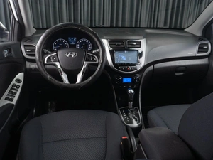 Седан Hyundai Solaris 2011 года, 769000 рублей, Тюмень