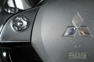 Внедорожник Mitsubishi Outlander 2016 года, 1899000 рублей, Тюмень