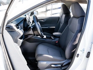 Внедорожник Toyota RAV4 2021 года, 3330000 рублей, Краснодар