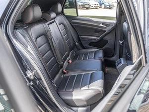 Хетчбэк Volkswagen Golf GTI 2019 года, 3100000 рублей, Краснодар