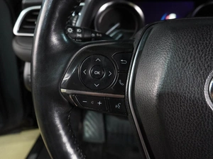 Седан Toyota Camry 2018 года, 2349000 рублей, Воронеж