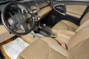 Внедорожник Toyota RAV4 2006 года, 1269000 рублей, Тюмень