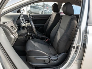 Седан Hyundai Solaris 2017 года, 1260000 рублей, Краснодар