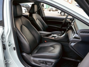 Седан Toyota Camry 2020 года, 3650000 рублей, Краснодар