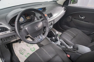 Седан Renault Fluence 2015 года, 899000 рублей, Томск