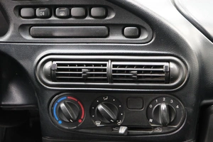 Внедорожник Chevrolet Niva 2016 года, 769000 рублей, Омск