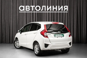 Хетчбэк Honda Fit 2015 года, 990000 рублей, Красноярск