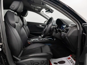 Седан Audi A4 2017 года, 1945000 рублей, Красноярск