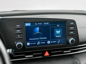 Седан Hyundai Elantra 2021 года, 2015000 рублей, Красноярск