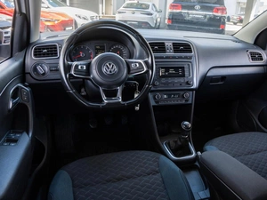 Седан Volkswagen Polo 2020 года, 1299000 рублей, Волгоград