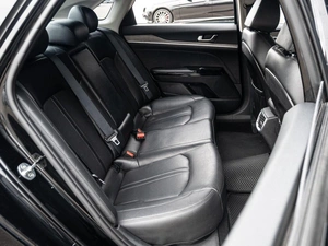 Седан Kia K5 2020 года, 2400000 рублей, Краснодар