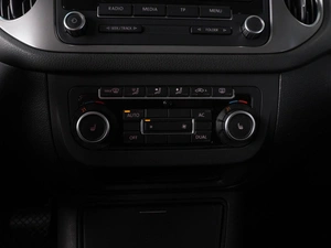 Внедорожник Volkswagen Tiguan 2010 года, 1110000 рублей, Минеральные Воды