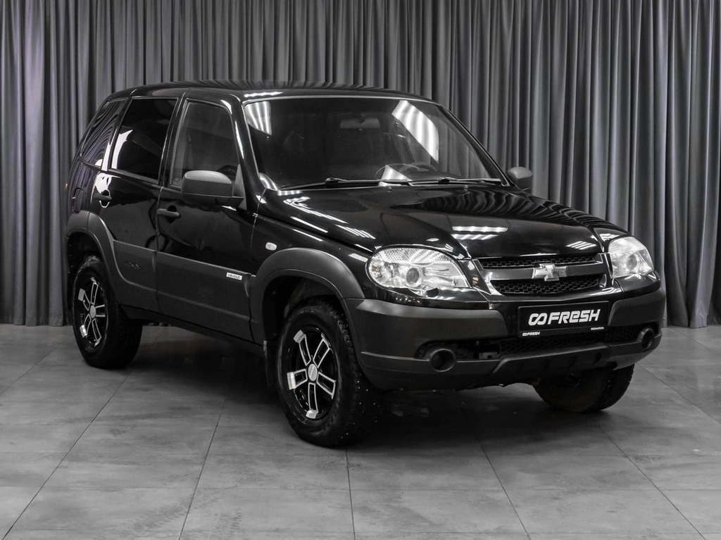 Внедорожник Chevrolet Niva 2016 года, 569000 рублей, Тюмень