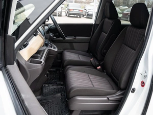 Минивэн Honda Freed 2017 года, 1700000 рублей, Краснодар