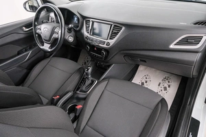 Седан Hyundai Solaris 2019 года, 1649000 рублей, Красноярск