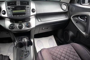 Внедорожник Toyota RAV4 2012 года, 1449000 рублей, Оренбург