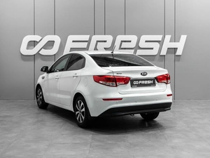 Седан Kia Rio 2015 года, 1043000 рублей, Тюмень