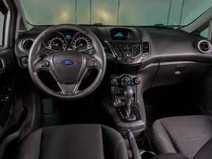 Седан Ford Fiesta 2015 года, 889000 рублей, Воронеж