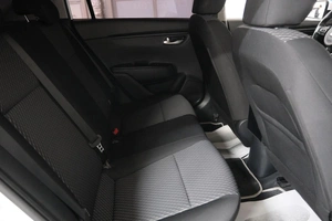 Хетчбэк Kia Rio X-Line 2019 года, 1619000 рублей, Омск